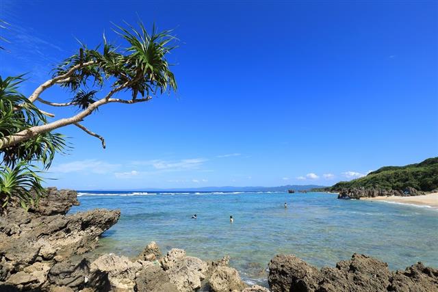 古宇利島北部にあるトケイ浜の海